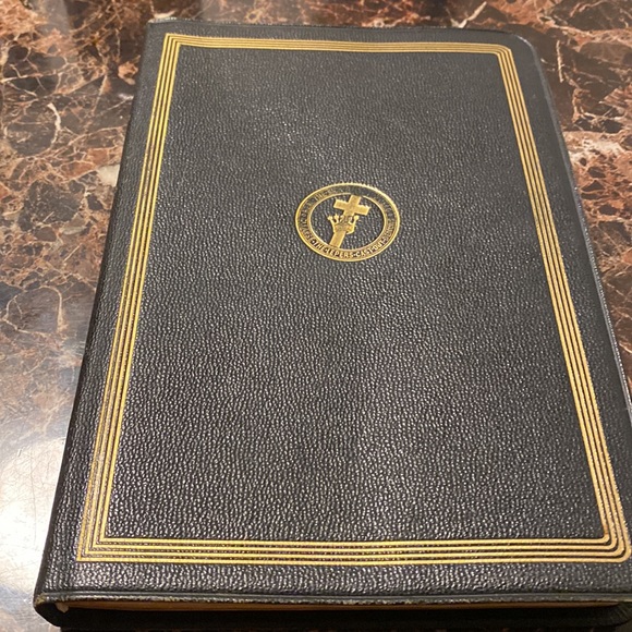 Science and Health with Key to the Scriptures by Mary Baker Eddy 1934 - Picture 12 of 12